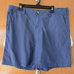 Columbia Brand Blue Flat Front Shorts Size 40.